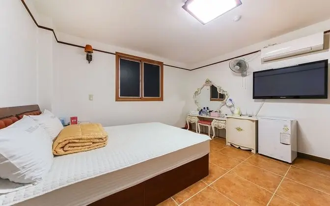 Oda (Standard Room)