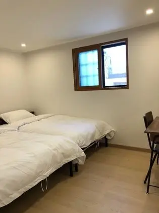Üç Kişilik Oda