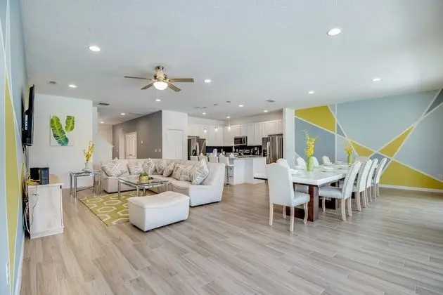 Villa (The Ultimate 10 Bedroom 8 Bathroom)