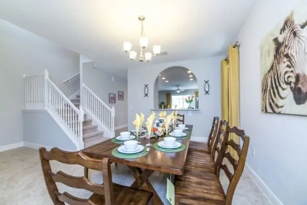 Villa (The Ultimate 5 Bedroom 4 Bathroom Sol)