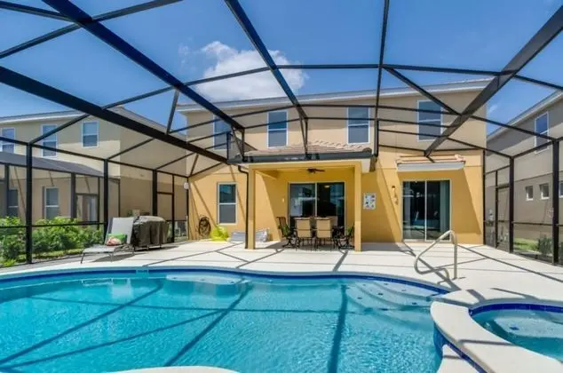 Villa (Ultimate 6 Bedroom 5 Bathroom Solterr)