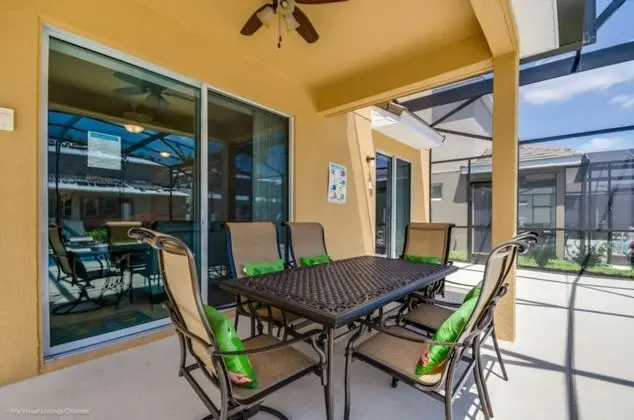 Villa (Ultimate 6 Bedroom 5 Bathroom Solterr)