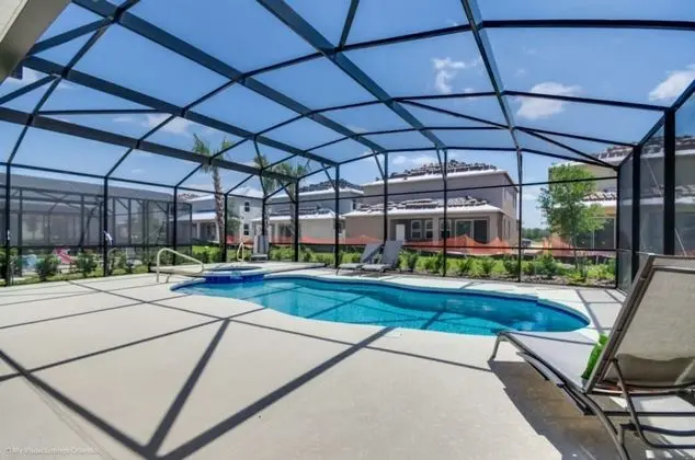 Villa (Ultimate 6 Bedroom 5 Bathroom Solterr)
