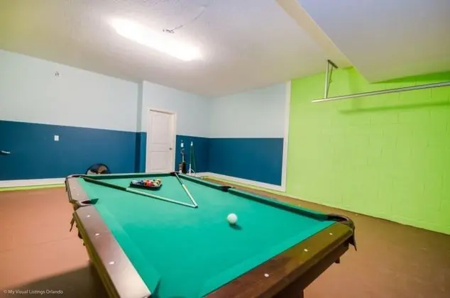 Villa (Ultimate 6 Bedroom 5 Bathroom Solterr)
