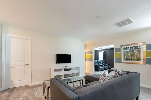 Villa (8831INTER)