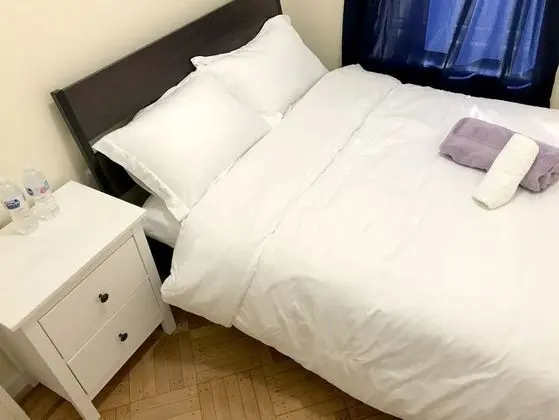 City Büyük Yataklı Tek Kişilik Oda, Ortak Banyo