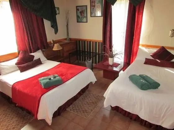 Standard Tek Büyük veya İki Ayrı Yataklı Oda