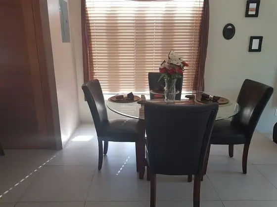 Sıra Ev, 2 Yatak Odası, Balkon
