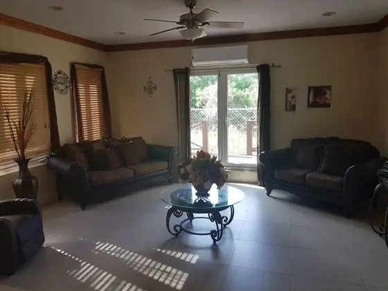 Sıra Ev, 2 Yatak Odası, Balkon