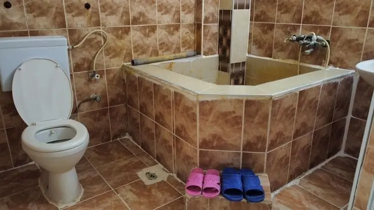 Üç Kişilik Oda