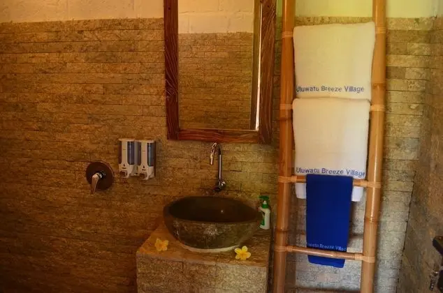 Deluxe Bungalov, Sigara İçilmez, Havuz Manzaralı