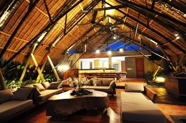 Villa, 5 Yatak Odası, Sigara İçilebilir, Buzdolabı