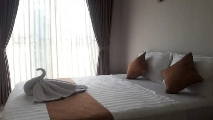 2 Bedrooms Villa