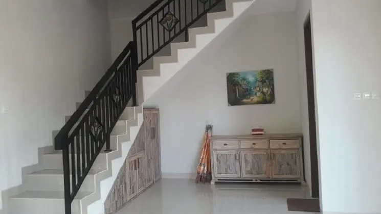 2 Bedrooms Villa
