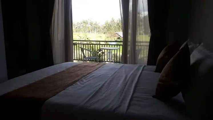 2 Bedrooms Villa