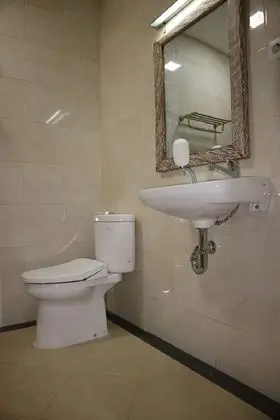 2 Bedrooms Villa