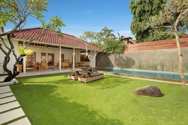 Two Bedrooms Pool Villa