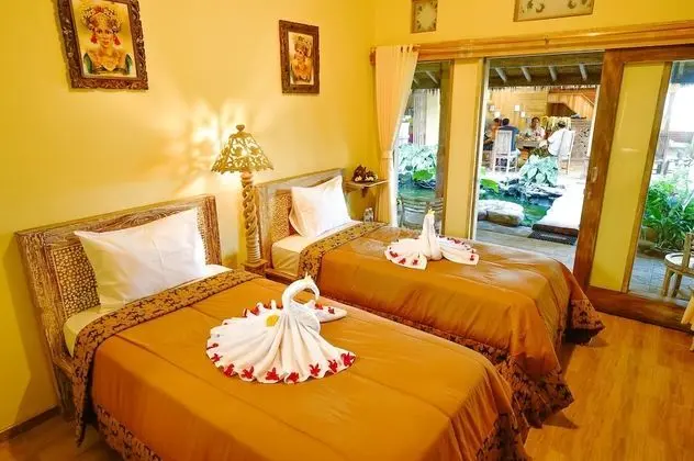 Standard Room with TV & AC