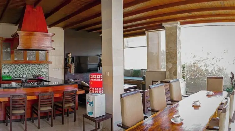 Villa, 4 Yatak Odası, Kişiye Özel Havuzlu