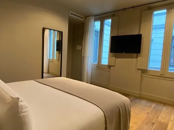 Tek Büyük Yataklı Oda