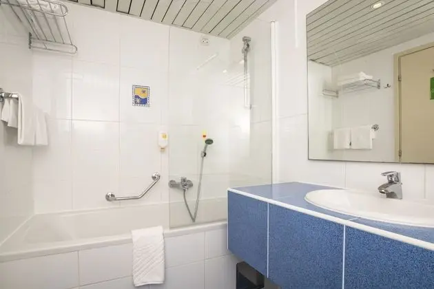 Premium room with balcony, Sea side