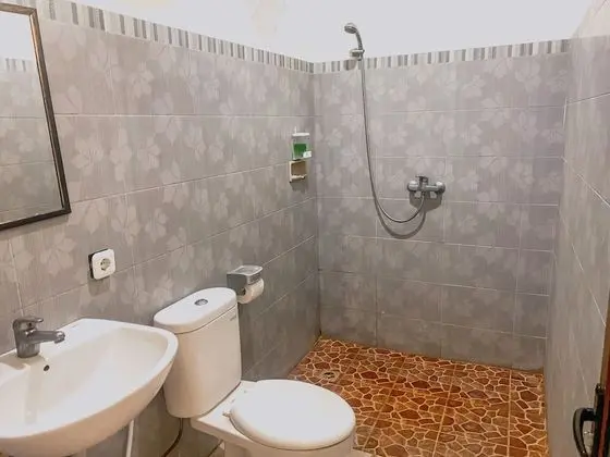 Basic Tek Büyük Yataklı Oda