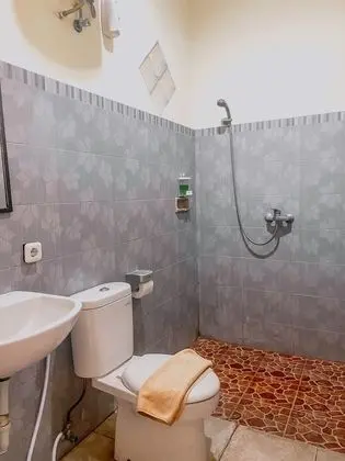 Basic Tek Büyük Yataklı Oda
