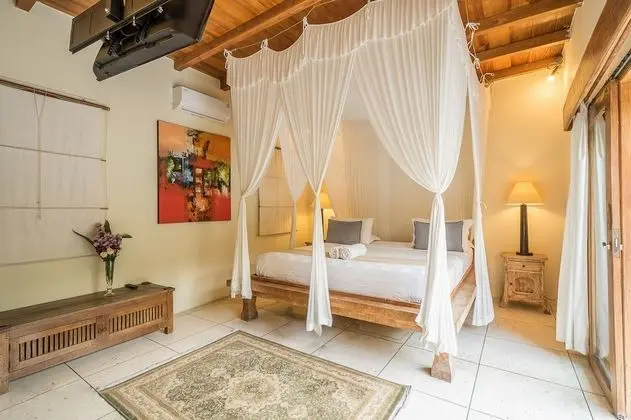 Superior Villa