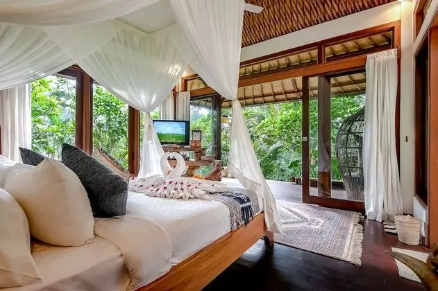Villa, 3 Yatak Odası, Kişiye Özel Havuzlu, Vadi Manzaralı