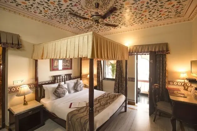 Royal Deluxe Room