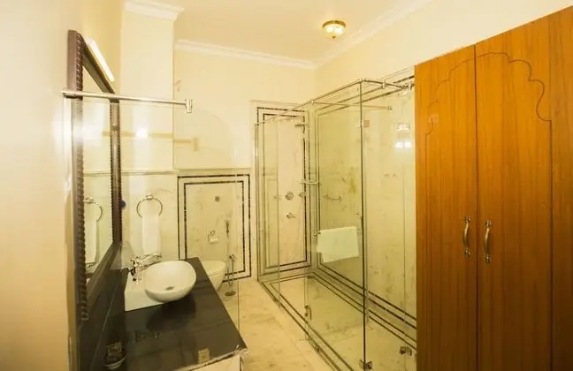 Traditional Tek Büyük Yataklı Oda, 1 En Büyük (King) Boy Yatak ve Çekyat, Dağ Manzaralı