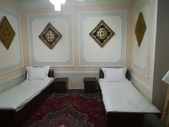 Büyük Yataklı Tek Kişilik Oda, 2 Tek Kişilik Yatak, Sigara İçilmez