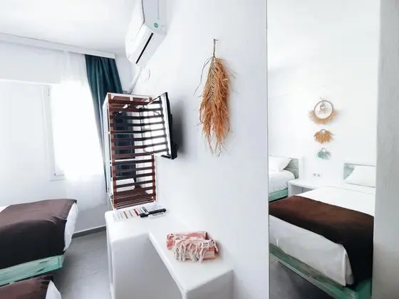 Standart Oda, Bahçe Manzaralı, İki Tek Kişilik Yataklı