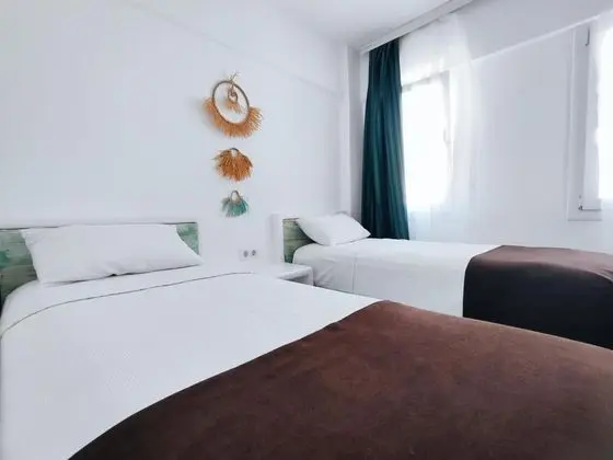 Standart Oda, Bahçe Manzaralı, İki Tek Kişilik Yataklı