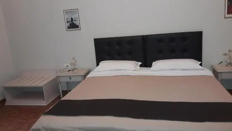 Tek Büyük veya İki Ayrı Yataklı Oda