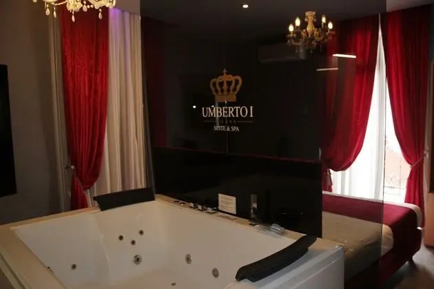 Royal Oda, 1 Büyük (Queen) Boy Yatak, Jakuzi, Şehir Manzaralı