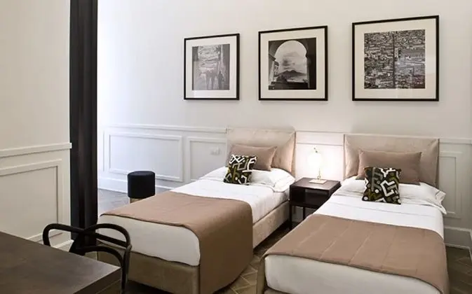 Classic Tek Büyük veya İki Ayrı Yataklı Oda