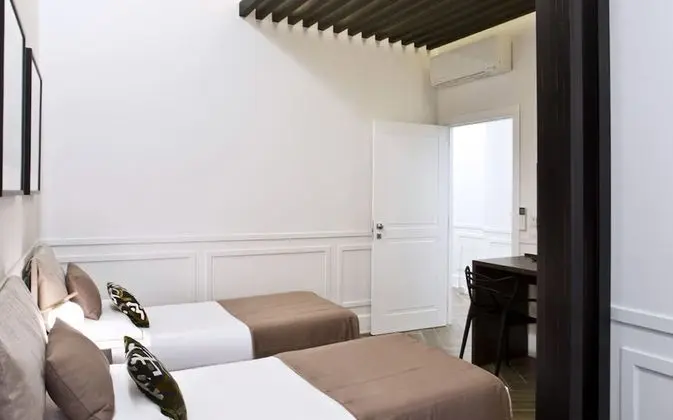 Classic Tek Büyük veya İki Ayrı Yataklı Oda