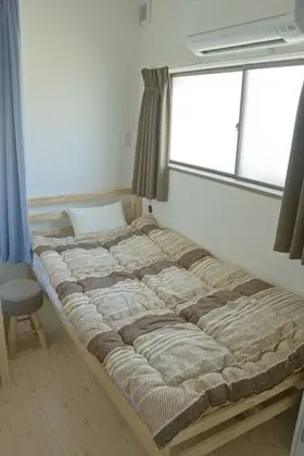 Ortak Ranzalı Oda, Karma Ranzalı Oda (5bed dormitory )