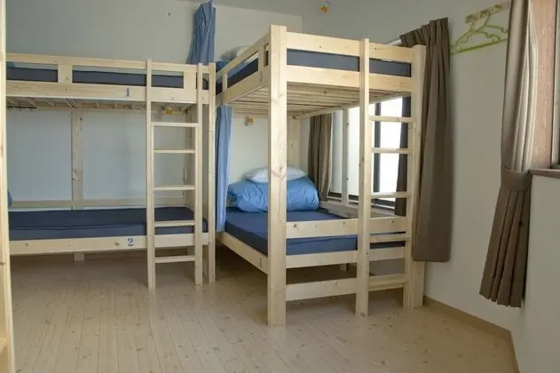 Ortak Ranzalı Oda, Karma Ranzalı Oda (6 bed dormitory )