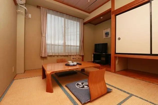 Traditional Oda (Japanese Style. For 6 People)