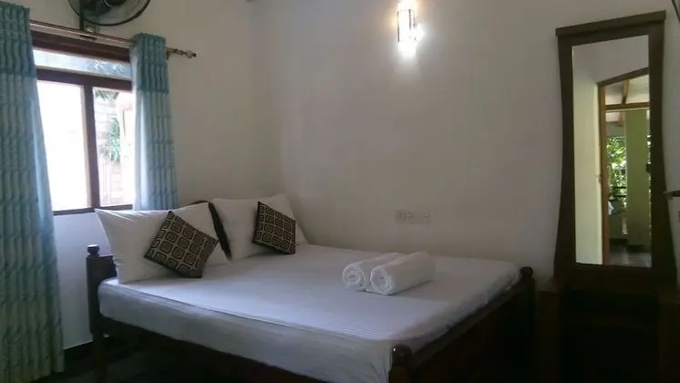 Deluxe Oda, Birden Çok Yatak Odası, Balkon, Bahçe Manzaralı