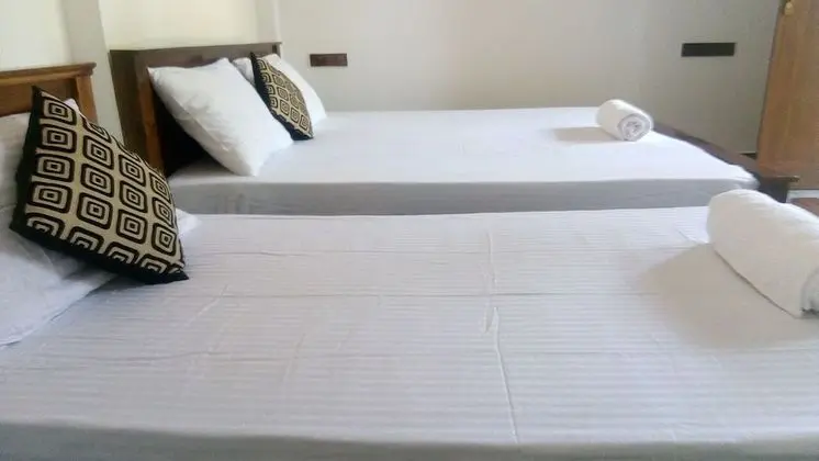 Deluxe Oda, Birden Çok Yatak Odası, Balkon, Bahçe Manzaralı
