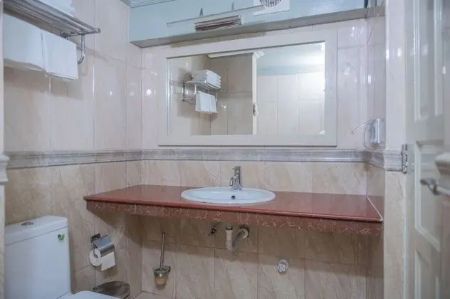 Standard Tek Büyük veya İki Ayrı Yataklı Oda
