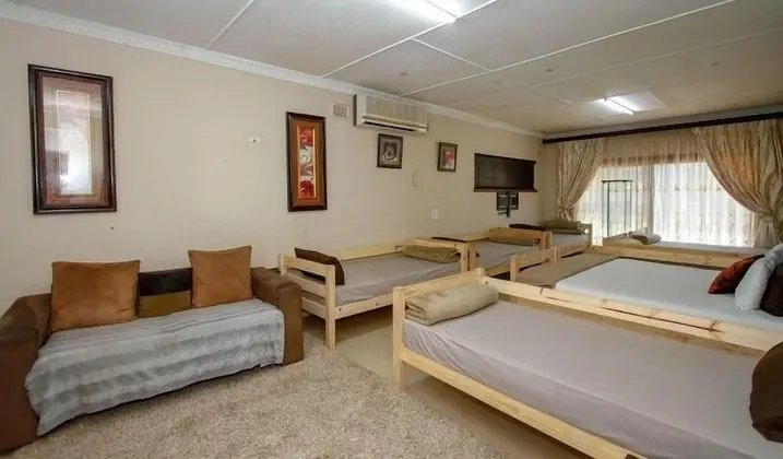 Oda (Large Single Sleeper Unit)