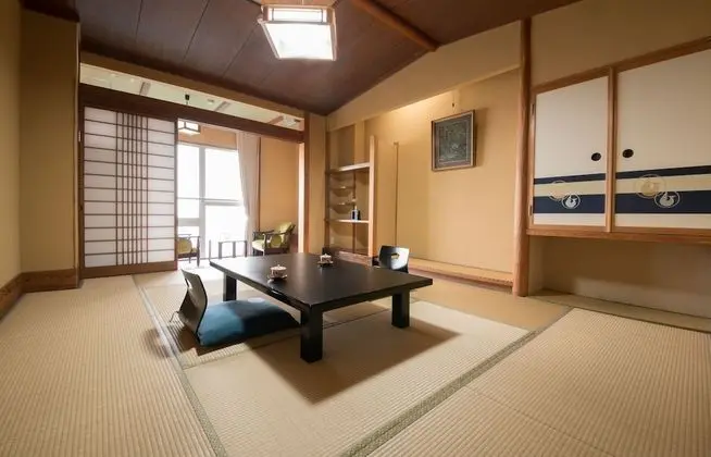 Traditional Dört Kişilik Oda, Sigara İçilmez (Japanese-Style)