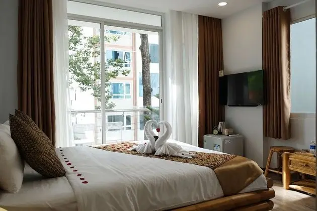 Deluxe Tek Büyük Yataklı Oda