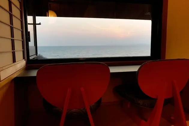 Traditional Oda (Oceanfront View Bath)