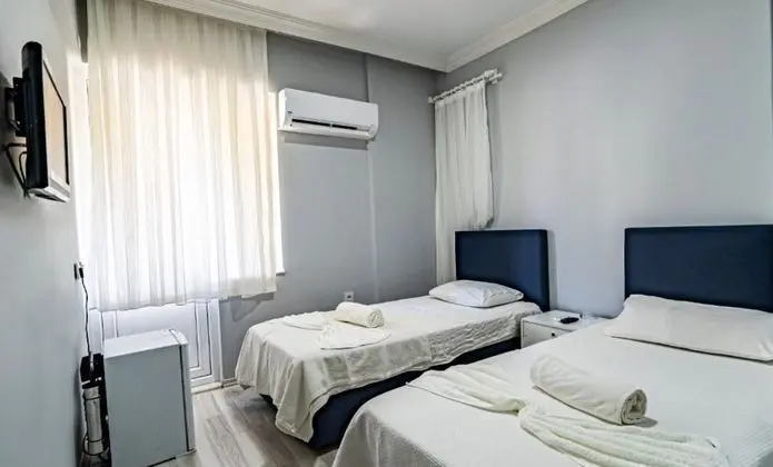 Tek Büyük Yataklı Oda