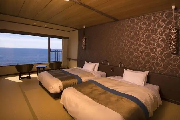 İki Ayrı Yataklı Oda (2 large single beds)